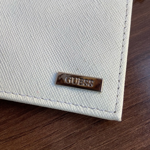 Guess Leather Wallet. UNISEX - Picture 6 of 6